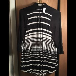 Black and white tunic